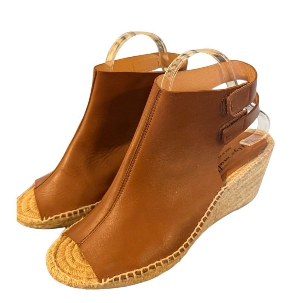 Bettye Mueller Download tan leather espadrille wedges size 40/9